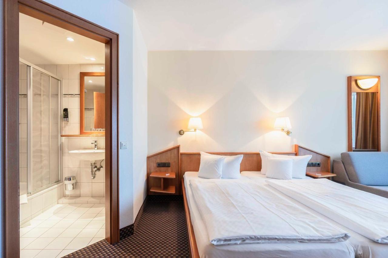 Hotel Markgraf ليهنين المظهر الخارجي الصورة